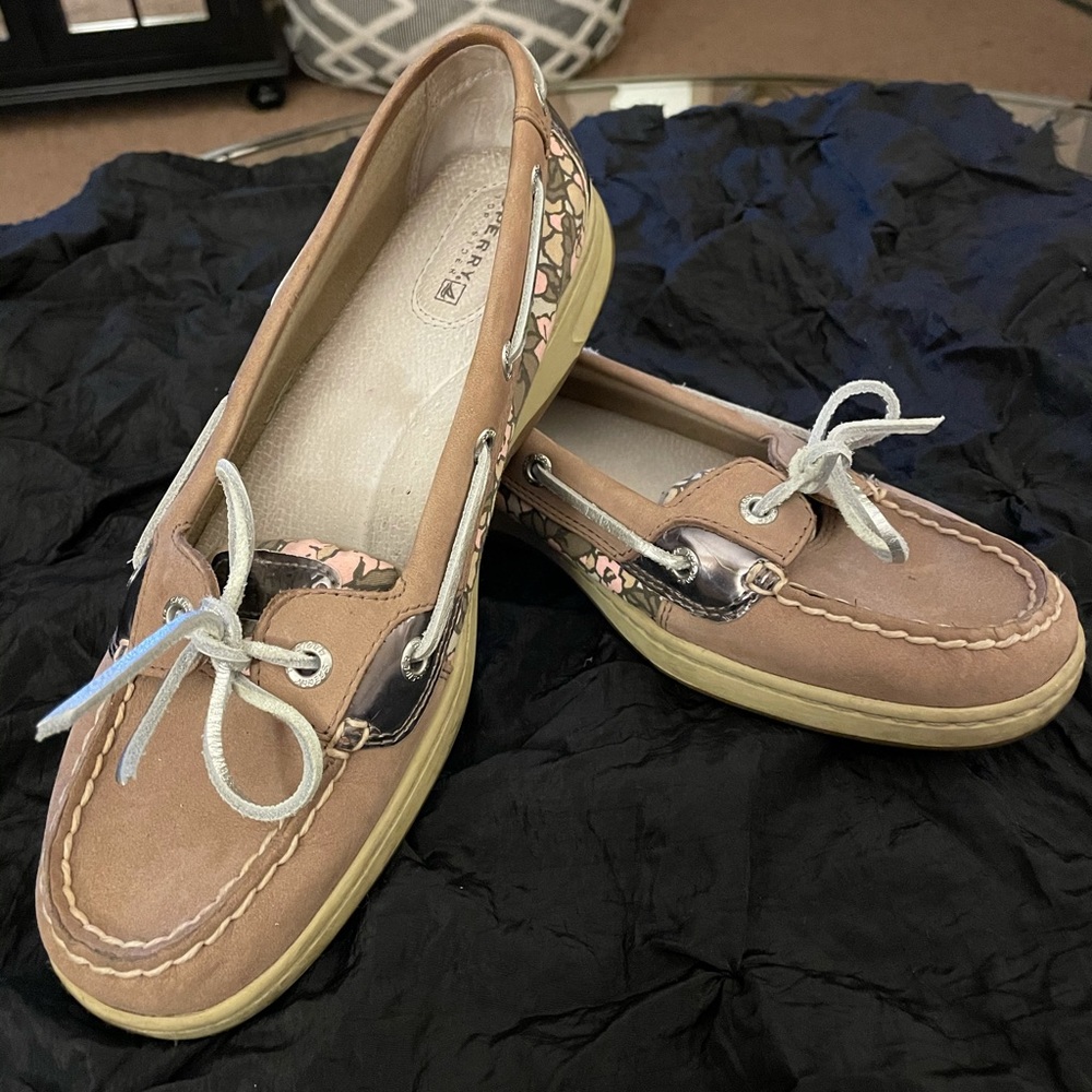 Gently used Sperry Top-Sider